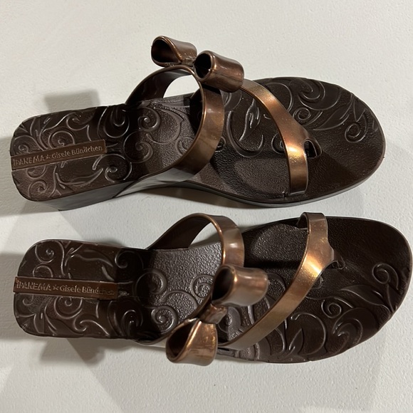 Ipanema wedge with bow sandals - Picture 3 of 9